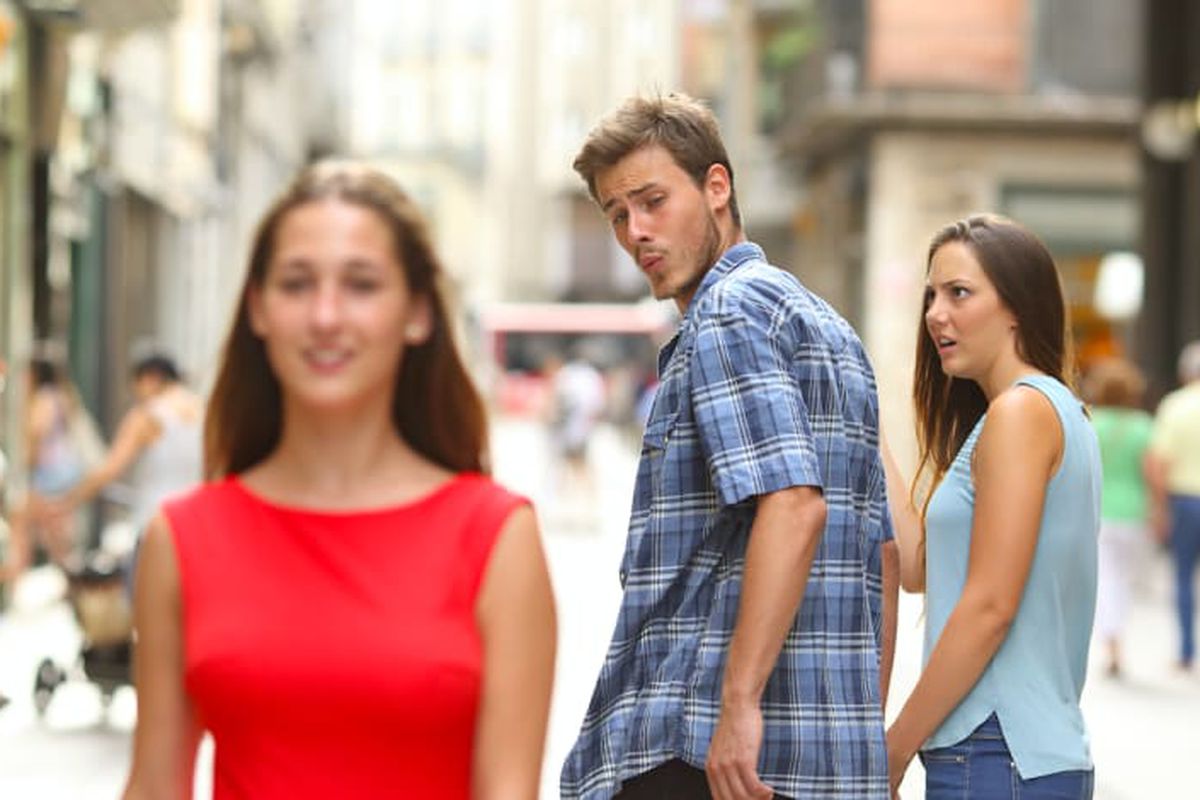 Distracted Boyfriend meme about Barkbus